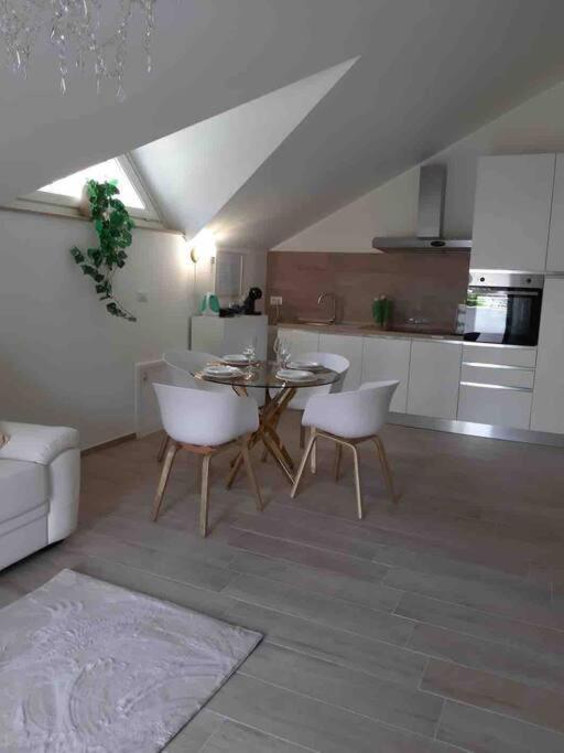 Casa Tra I Castelli Apartment San Martino Alfieri ภายนอก รูปภาพ